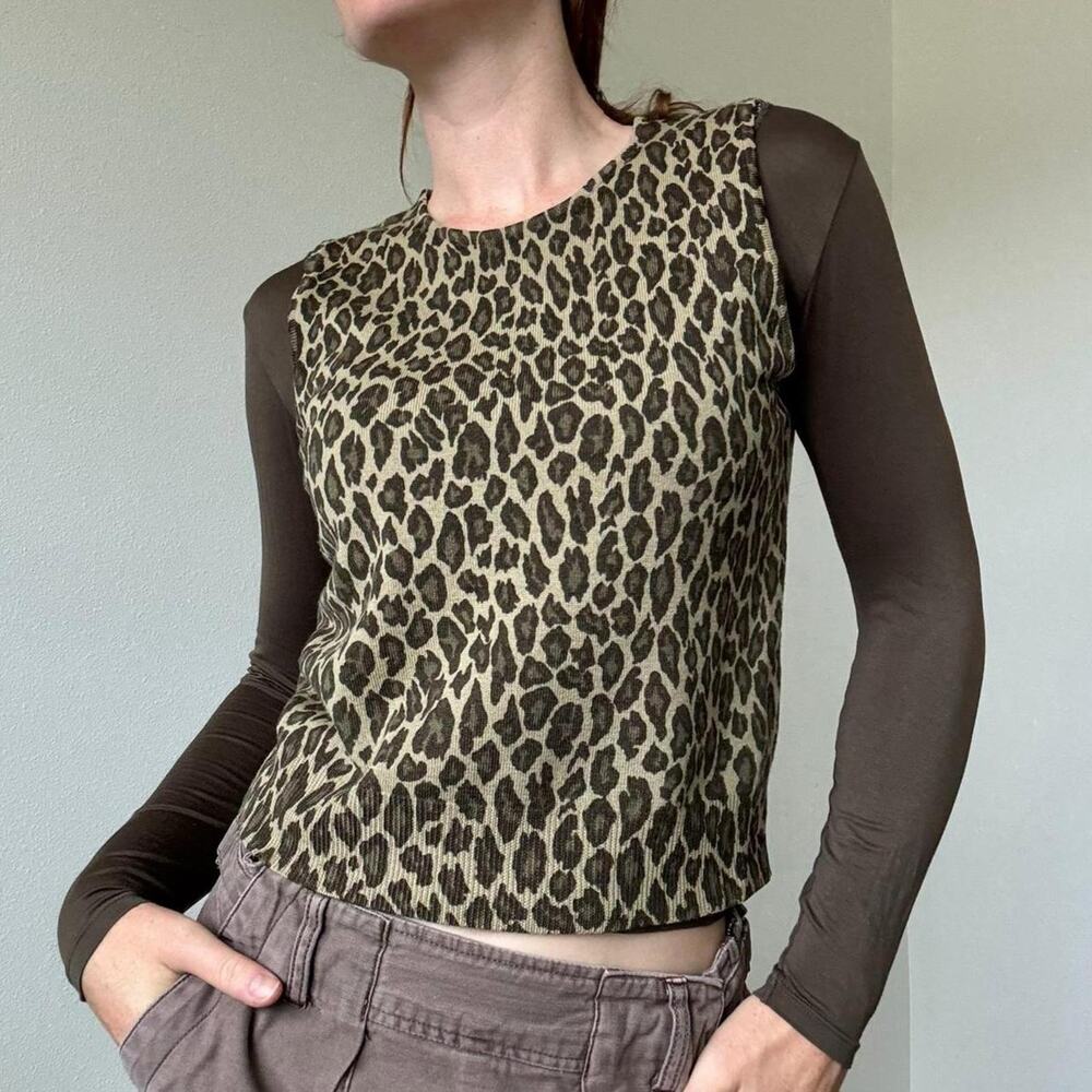 Jones new york vintage 100 merino wool cheetah sweater